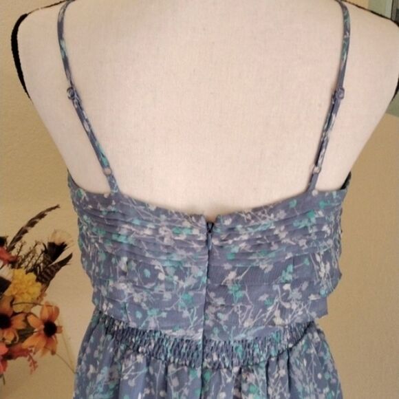 LC Lauren Conrad Floral Dress - Picture 6 of 12